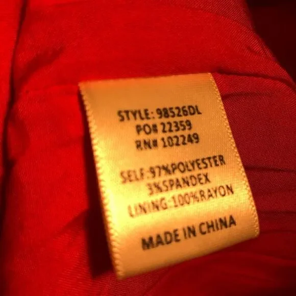 NWT SKIES ARE BLUE Women’s Red Dress Smooth Fabric Like Satin Classic & Elegant. - Picture 7 of 8